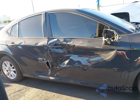 2025 Toyota Camry Le from USA, damaged, VIN 4T1DAACK1SU616248